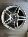 Front 18"X8" Mercedes C250 C300 C350 2008-2015 85058 Oem Wheel Rim A2044014102 Remanufactured. Price: $499.99.