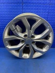 2017-2020 Land Rover Discovery Oem 19X7.5 Alloy Silver Wheel Rim HY32-1007-DA Used. Price: $102.00.
