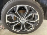Wheel 20X8 Aluminum Split Y Spoke Sho On Rim Fits 13-19 Taurus 1075459 Used. Price: $219.90.