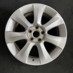 Subaru Silver Tribeca Oem Wheel 18 2006-2014 Rim Factory Original 68747A Used. Price: $132.78.