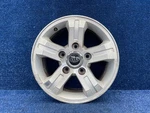 2003-2006 Kia Sorento 16" Factory Oem Aluminum Alloy Wheel Rim 16X7 52910-3E580 Used. Price: $50.00.