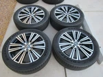 2026 2025 Lexus LX600 Oem Factory 22" Wheels Rims Machined/black Tires 14 Miles New. Price: $2199.00.