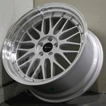 18X9 Silver Wheel Vors VR8 5X114.3 35 (1) 73.1 New. Price: $235.00.