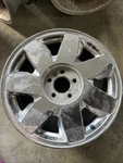 General Motors Machined Silver Deville Oem Wheel 17 2003-2005 Original 4571 Used. Price: $200.00.