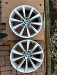 2016-21 Bmw Style 642 G11 G12 18" Rim 6867338 8JX18 IS30 Excellent Condition Used. Price: $165.00.