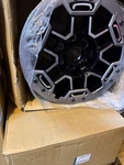 Set Of Oem 17" 23-24 Gmc Canyon Colorado AT4X Beadlock Wheels Rim 84605401 New. Price: $2149.99.