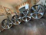 Oem 21" Bmw Style 128 Chrome Wheels Rims X5 X6 E70 E71 F15 F16 10X21 11.5X21 Used. Price: $1750.00.