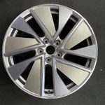 Front Audi Silver Insert E-tron Gt Oem Wheel 2022 Original Rim 12114A Used. Price: $249.58.