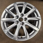 18" Cadillac XT4 Silver Wheel 4822 23370184 84006619 Original New. Price: $179.95.