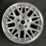 Jeep Machined Silver Grand Cherokee Oem Wheel 17 2003-2004 Factory 9052 Used. Price: $227.97.