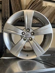 Oem 19 Range Rover Velar Silver J8A2-1007-BB New. Price: $235.00.