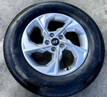 Hyundai Tucson 17X7 5 Spoke Alloy Wheel Rim W/tire (ONLY#1) 2022-2024 107406 Used. Price: $215.00.