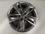 2016-2018 Audi Q3 18X7 ET43 Oem Wheel Rim Split Spoke 8U0601025AN (cp) Used. Price: $115.00.