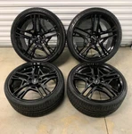 Oem 20" Audi R8 V10 Plus Dynamic Wheels Pirelli Tires Genuine Like New Tpms Used. Price: $3134.05.