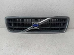 03 Volvo 70 Series Grille 1998-2004 Used. Price: $99.00.