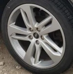 2013 Range Rover Sport Oe Wheel Road 20X9-1/2 5 Spoke Slotted Silver Land Used. Price: $283.02.