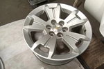 2022 Colorado Oe Wheel 17X8 Spoke Blade Silver Opt Q5U Chevrolet Used. Price: $221.54.
