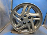Driver Left Aluminum Wheel 15X6-1/2 Twin Spokes Fits 96-97 Thunderbird 1329651 Used. Price: $50.00.