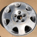 Wheel 16X6-1/2 Alloy Spoke Machined Finish Fits 96-98 Rl 769682 Used. Price: $38.00.