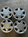 Ford Taurus Sho 1993 Set Of Wheels Used. Price: $600.00.
