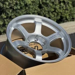 (set Of 4) Volk Racing TE37 Large Pcd Pro Ii 18X9 +0 6X139.7 Silver Wheels New. Price: $3638.88.