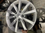 Wheel 18X8 Aluminum Fits 19-25 Durango 1926704 Used. Price: $106.30.