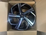 Brand New 18" Volkswagen Golf Gti Wheel Rim Factory Oem 2024-2025 Machined Black Used. Price: $500.00.