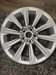18" X 7.5" Toyota Grand Highlander 2024 Factory Oem Wheel Rim 426110EA11 95715 Used. Price: $143.00.